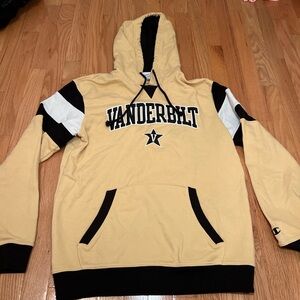 Vanderbilt Traditional Style Hoodie. Super comfy and oversized!